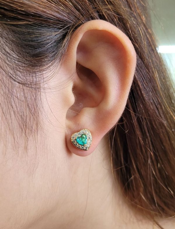 Conjunto Banhado a Ouro: Brincos + Colar com Pingente de Coração e Zircônia Verde - Image 3